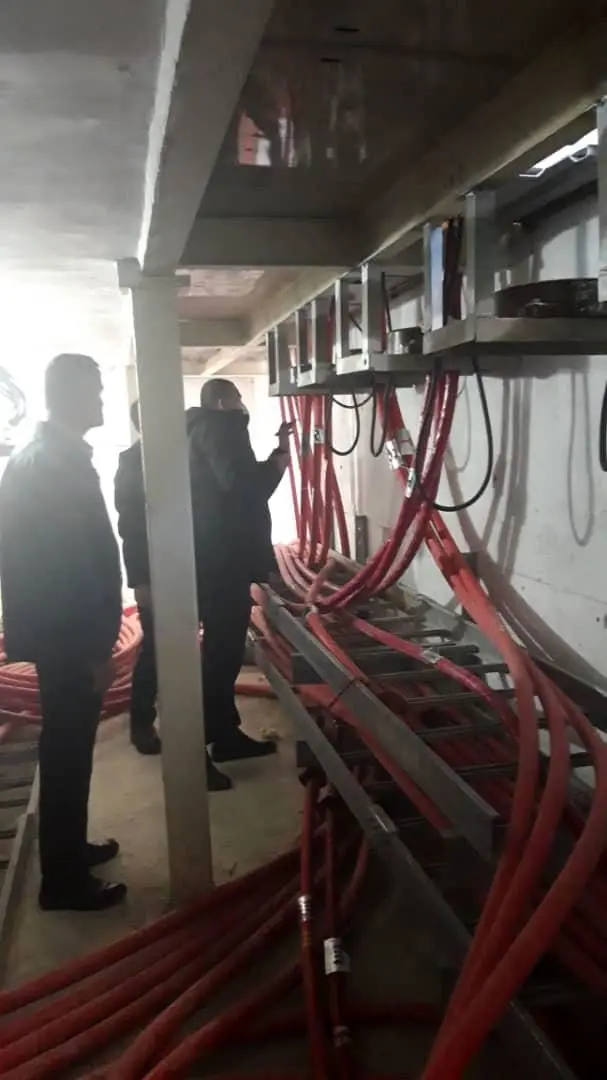 بهره برداری از خروجی های پست فوق توزیع اراک ۱۰ 