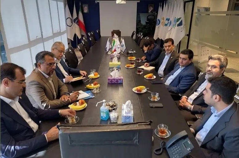 همکاری بیمه البرز و گروه مالی نماد غدیر یک مرحله به اجرا نزدیکتر شد

