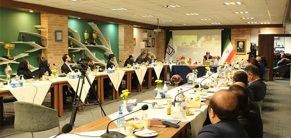 مشتری مداری باید در شرکت بیمه رازی تبدیل به فرهنگ شود

