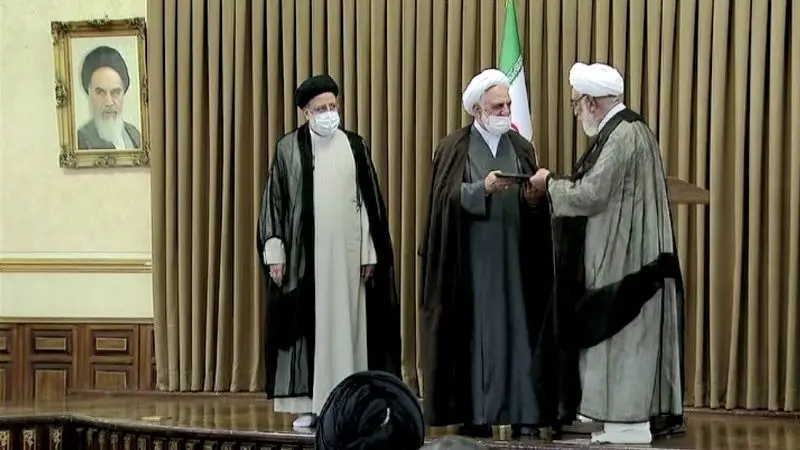 پوشش تصویری زنده مراسم تودیع و معارفه ریاست قوه قضائیه در خبرگزاری ایران پرس

