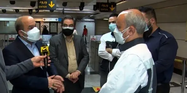 بازدید معاون سرمایه های انسانی و مشاور مدیر عامل و مدیر ارتباطات شرکت بهره برداری مترو از خط ٣
