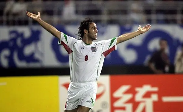 علی کریمی بهترین هافبک تاریخ جام ملتهای آسیا شد