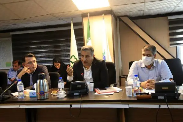 برگزاری نشست ستاد بازآفرینی منطقه 12 با محوریت بررسی چالش¬های محدوده ناکارآمد