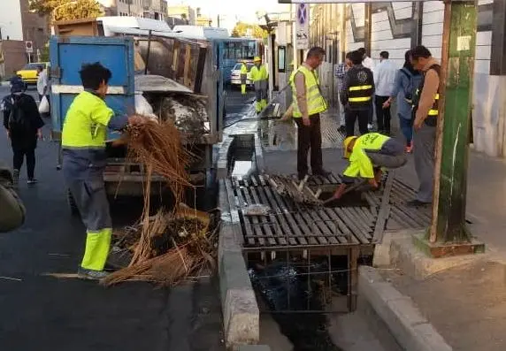 اجرای طرح پاکسازی مسیرهای اصلی منطقه 7 با عنوان "طرح آخر هفته"