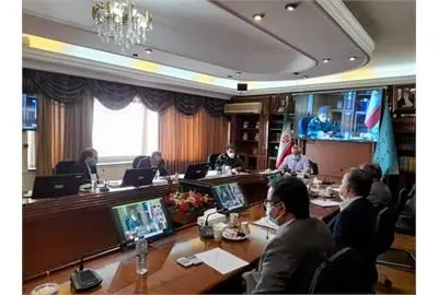 خواسته های صنفی کارگران شاغل در شرکت های نفتی در وزارت کار بررسی شد
