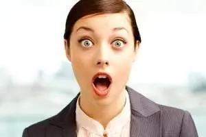 زن زیبایی که برای حفظ زیبایی اش گدایی می کند!+عکس