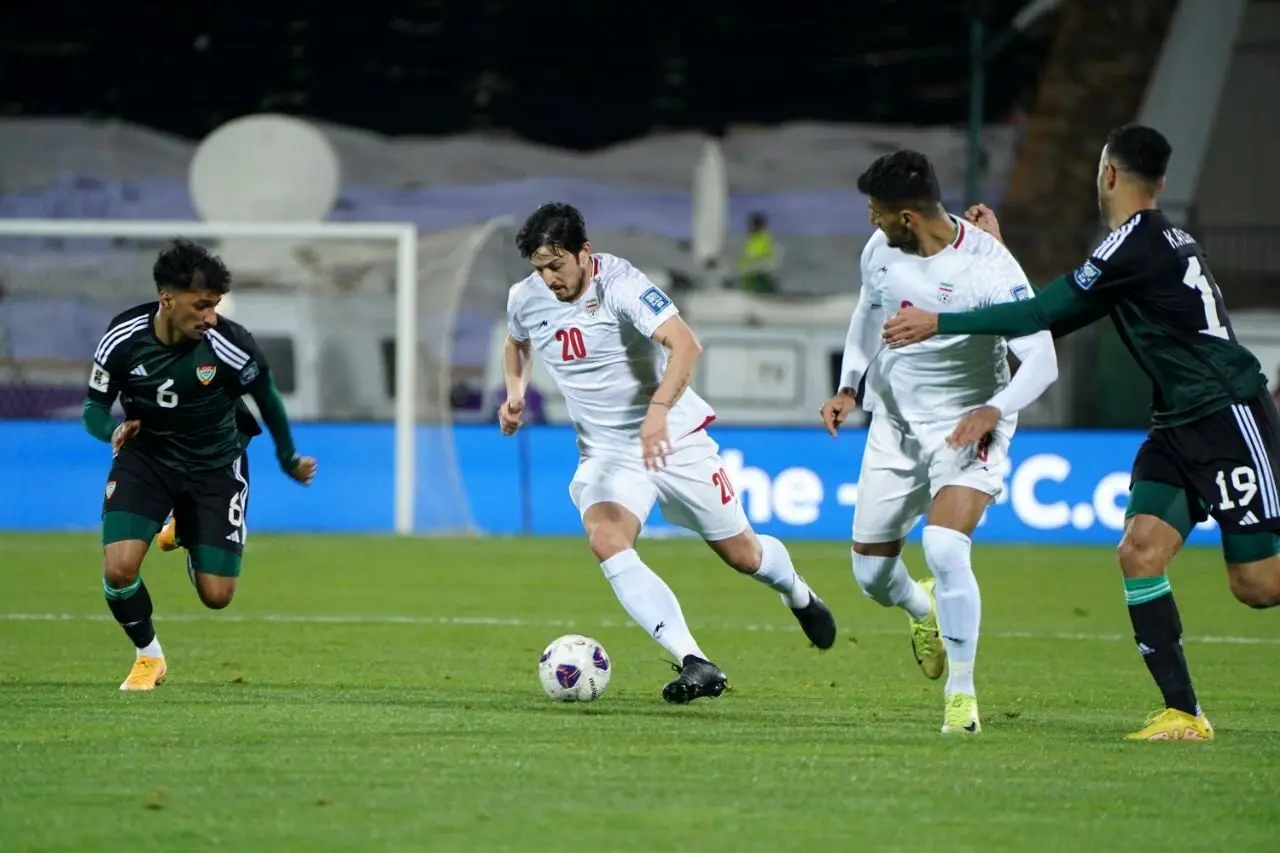 پیروزی تیم فوتبال ایران مقابل امارات