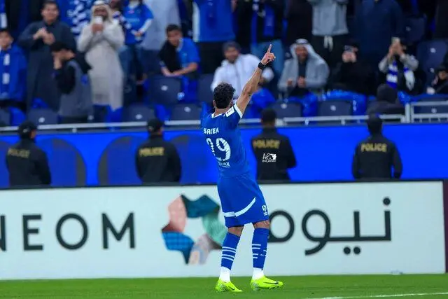 الهلال  ۴ - ۱ پرسپولیس / استقلال جای پرسپولیس را گرفت