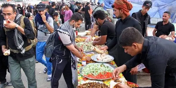 روایتی از خدمت به زائران اربعین