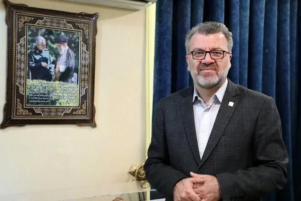 مسعود درستی بار دیگر سکان هدایت شرکت راه آهن شهری تهران و حومه (مترو) را در دست گرفت

