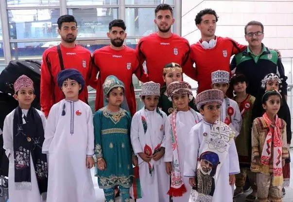 اعضای تیم امید وارد مسقط شدند