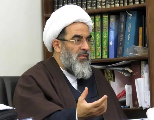 هلال احمر به مردم به عنوان«الخلق عیال الله» نگاه کند