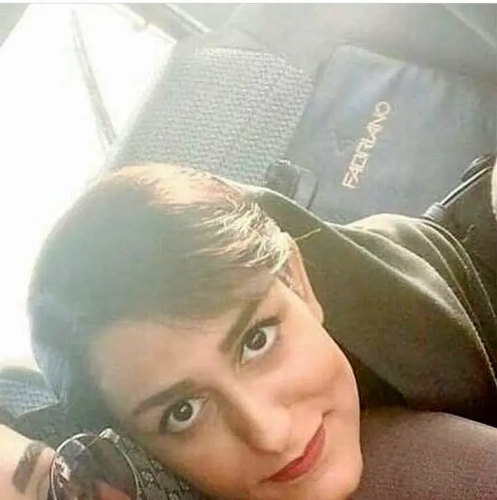 تصویری از شهرزاد مدیری در خودروی شخصی اش+عکس