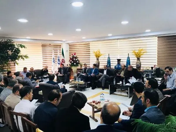 برگزاری نشست کارشناسى و بازدید میدانى ورزشگاه آزادى