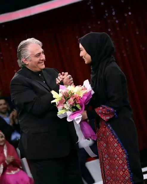 بازیگر مشهور و کم پیدای تلویزیون در کنار دخترش+عکس