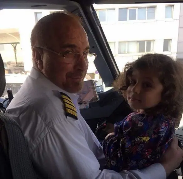 عکس یادگاری با نردبانهای آتشنشانی دوره قالیباف