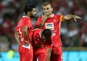 سازمان لیگ از کاپیتان پرسپولیس تجلیل می کند