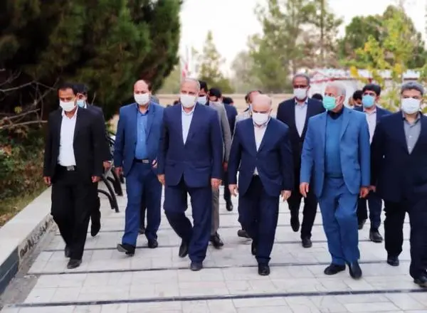 معاون وزیر نیرو در امور برق و انرژی وارد زاهدان شد
