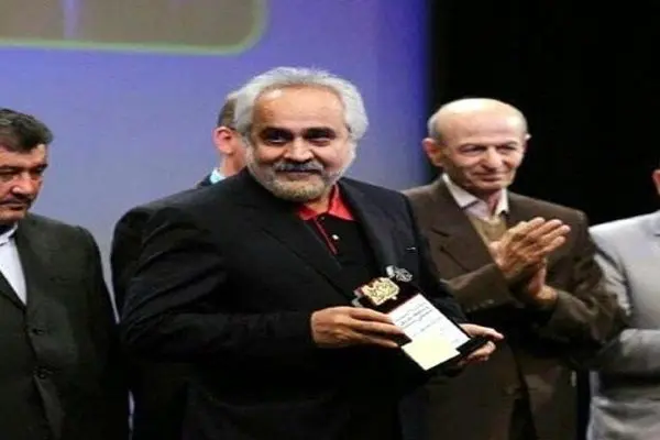 اعطای نشان الماس روابط عمومی به ناصر بزرگمهر