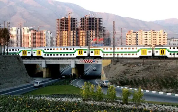 کاهش سرفاصله حرکت قطارها در خط پنج متروی تهران و حومه