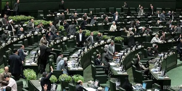 مخالفت نمایندگان با تشکیل جلسه غیرعلنی برای بررسی بودجه ۹۸