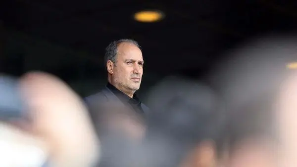 مهدی تاج را به عنوان رئیس قبول کنید!