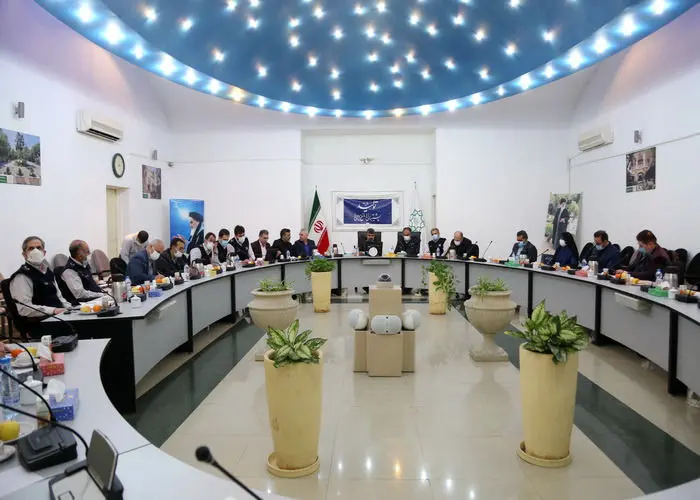 همکاری شهرداری منطقه 11 با سازمان آتش نشانی برای کاهش مخاطرات ساختمان های نا ایمن 