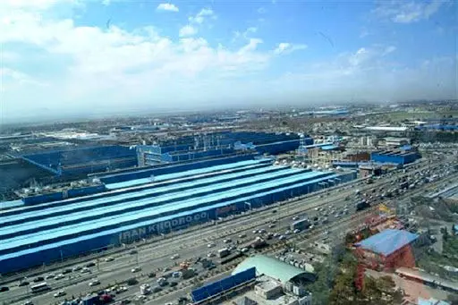 از نهضت داخلی سازی قطعات تا طراحی خودرو با نشان ایرانی