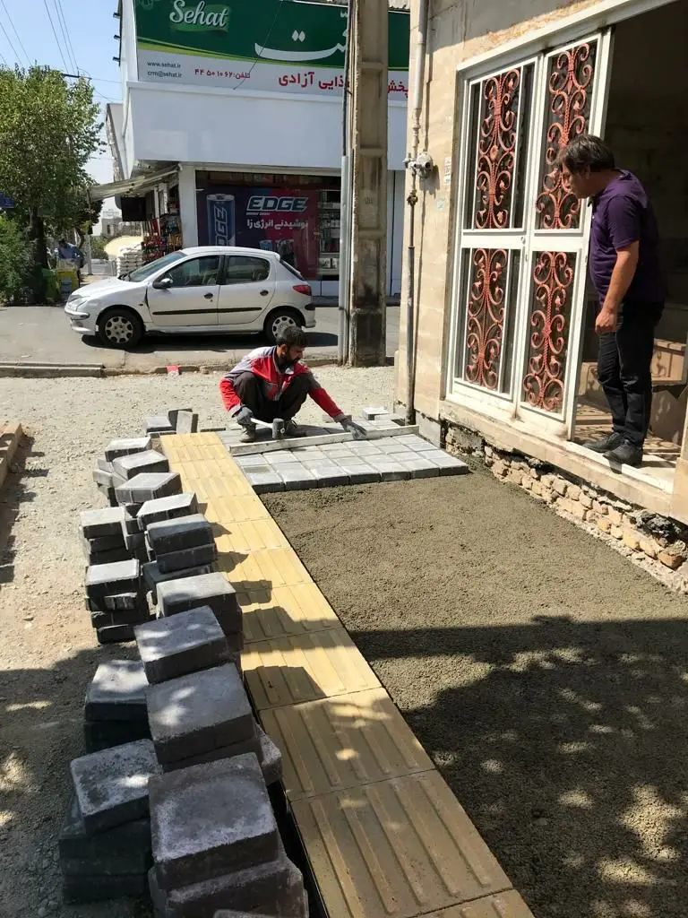 مناسب سازی پیاده‌روها در معابر مهم سطح منطقه ۲۱