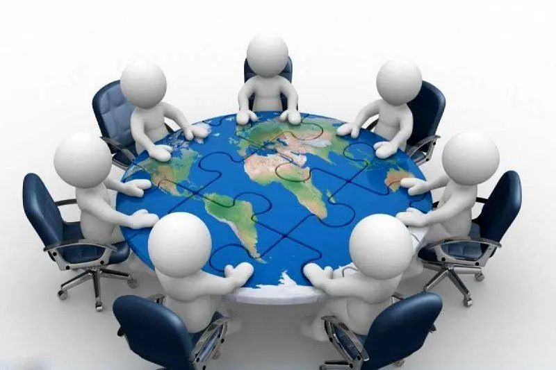  "تینک تَنکس  / " اتاقهاى فکر 
