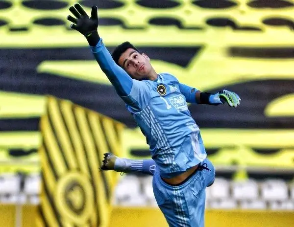 پیام نیازمند به سپاهان پیوست