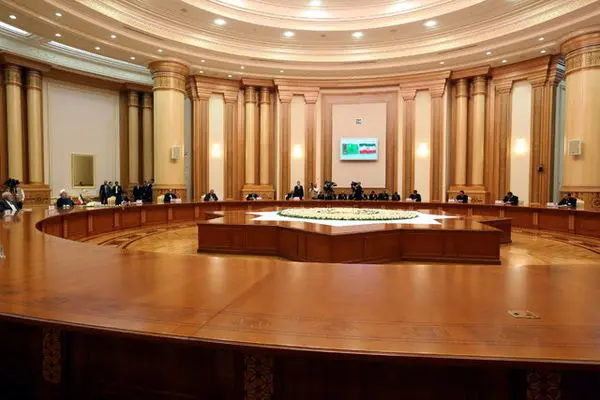 گسترش همکاریهای ایران و ترکمنستان در بخشهای ترانزیت، انرژی و برق