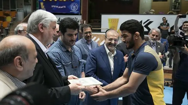 بانک‌پاسارگاد از کشتی‌گیران مدال‌آور در بازی‌های آسیایی 2018 تقدیر کرد