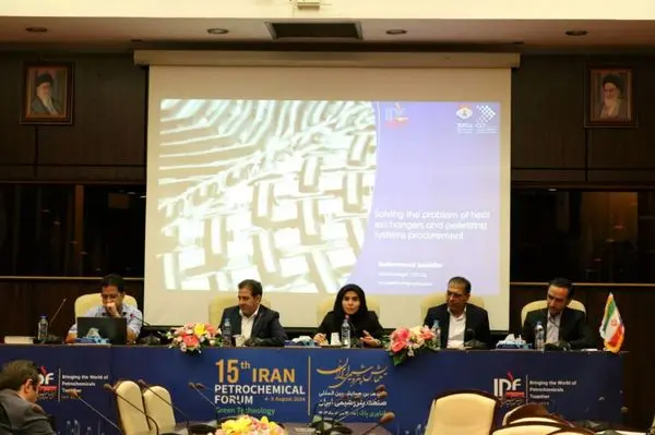 انعقاد ۱۸ هزار میلیارد تومان قرارداد و تفاهمنامه بین هلدینگ خلیجفارس و شرکتهای سازنده و دانشبنیان داخلی