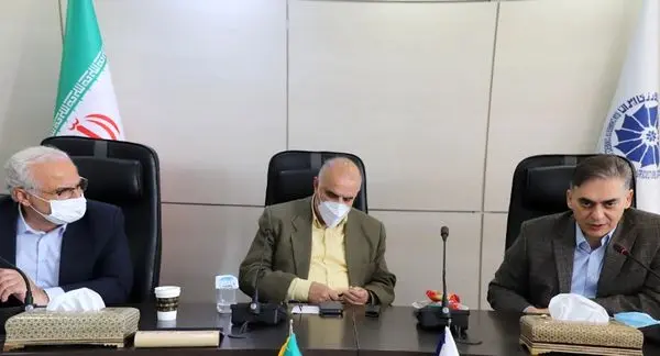 تفاهم نامه همکاری تبدیل منطقه آزاد انزلی به کانون صادراتی کشور به اوراسیا و چین منعقد می شود