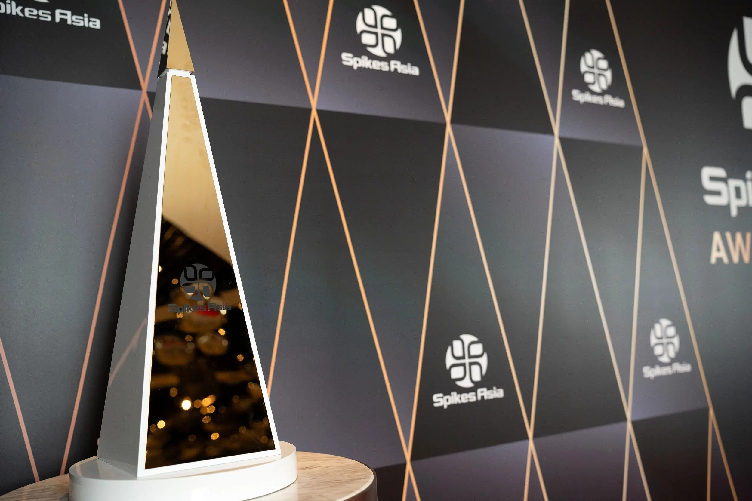 سامسونگ به عنوان برترین تبلیغ‌کننده سال 2025 از سوی Spikes Asia انتخاب شد