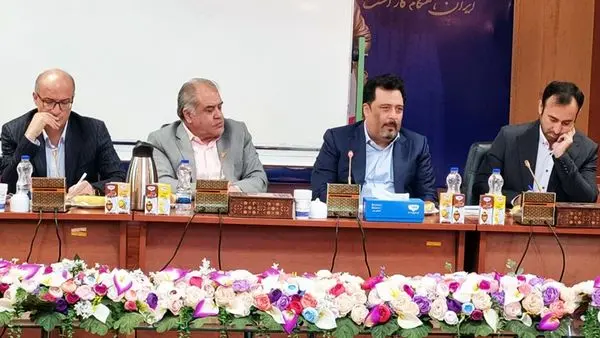 برگزاری نشست آموزش و اصلاح سامانه جامع املاک صندوق بازنشستگی کشوری؛ گامی به‌سوی شفافیت و حکمرانی داده‌محور

