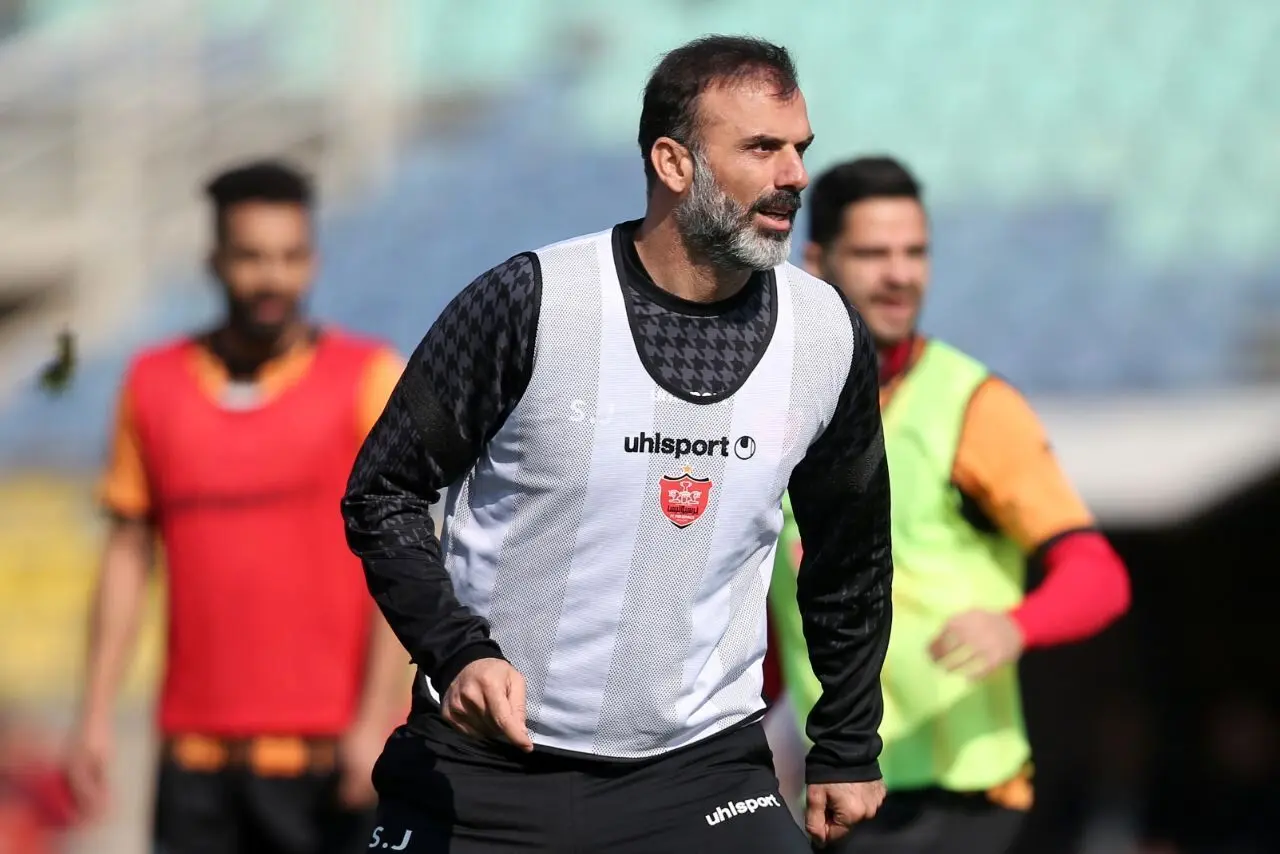 سید جلال حسینی مربی نساجی شد