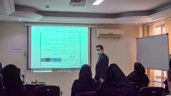 برگزاری دوره آموزشی بیمههای زندگی برای کارشناسان بیمه حکمت