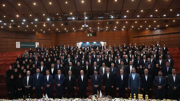 بانک کارآفرین، ضامن صکوک مرابحه شرکت تولیدی شهر فرش ایرانیان شد

