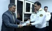 تجلیل شهردار منطقه۱۲ از رئیس پلیس راهور منطقه ۱۲