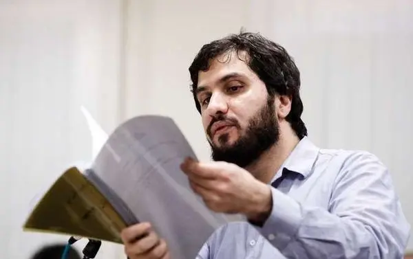 شاهکارهای داماد آقای وزیر/ خرید ماشین های لاکچری با پول معلمان