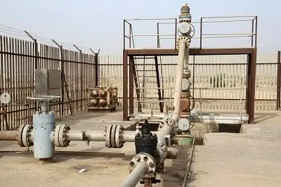 تعویض شیرآلات چاه شماره ۱۴ شرکت نفت و گاز کارون بدون استقرار دکل