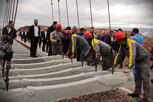جمعه، پایان رسمی زیرسازی راهآهن رشت