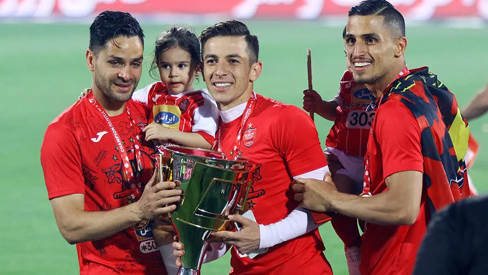 احمدزاده: بازی‌های پرسپولیس را نمی‌بینم/ به استقلال نمی‌روم چون نمک‌نشناس نیستم