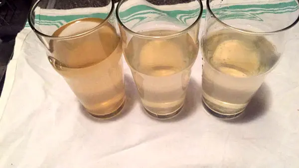 آب لولهکشی ناآشامیدنی + عکس