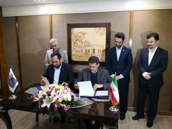 پوشش اینترنت نسل 4 در مسیر ریلی تهران به قم و مشهد تکمیل می شود