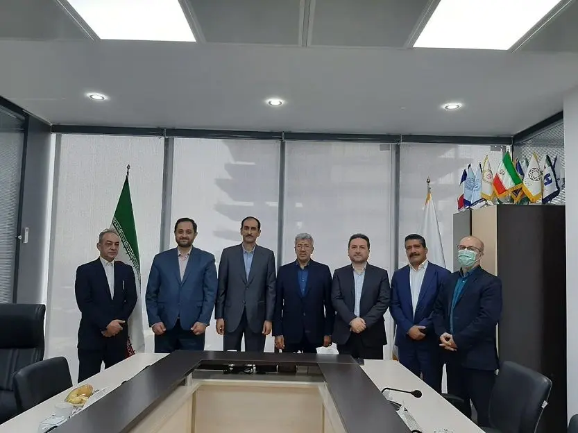 بازدید اعضای هیات مدیره از اداره کل تطبیق، مبارزه با پولشویی و تامین مالی تروریسم