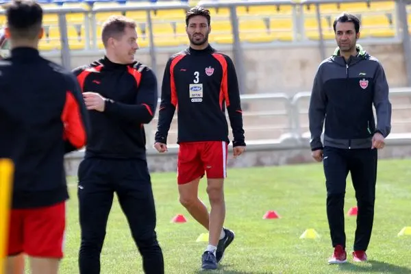 شجاع خلیلزاده: حالا حالاها در پرسپولیس هستم، حالا حالاها قهرمانیم