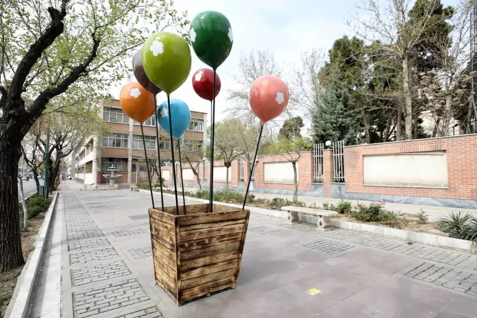 نصب المان های حجمی در منطقه۱۳ 

